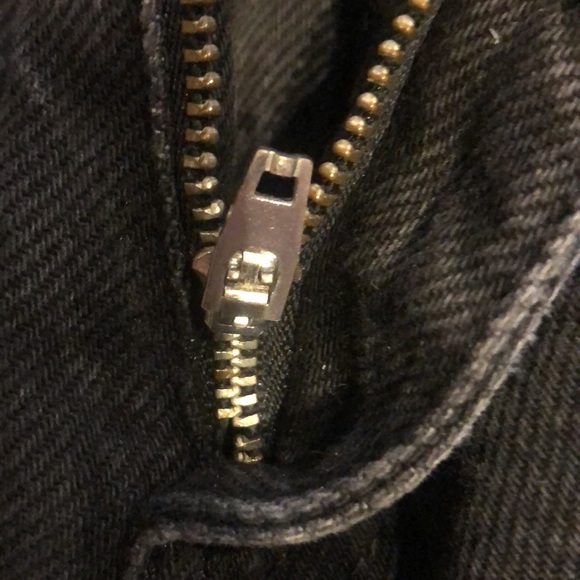 Pull&Bear regular mom jeans in black. Size US 0. - Picture 10 of 10